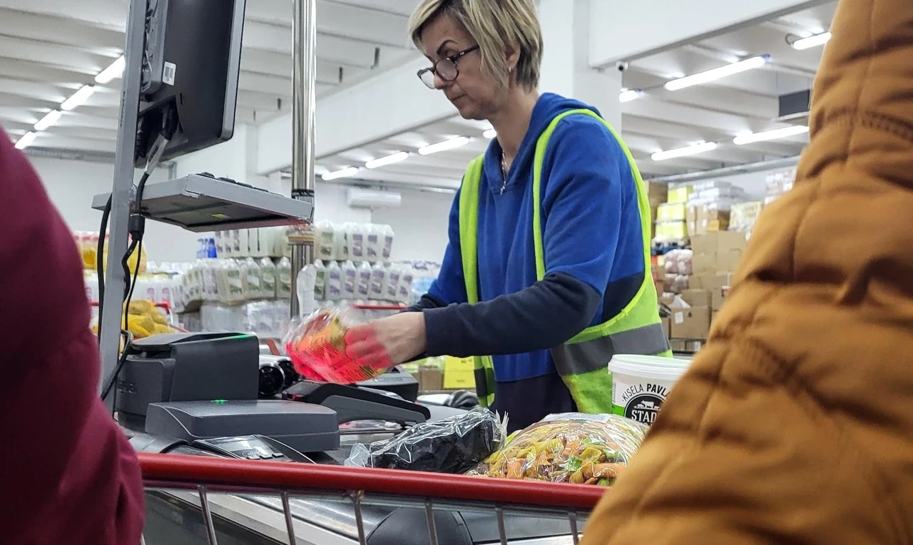 Lidl zarobki 2026 – ile naprawdę można zarobić w sklepach i magazynach