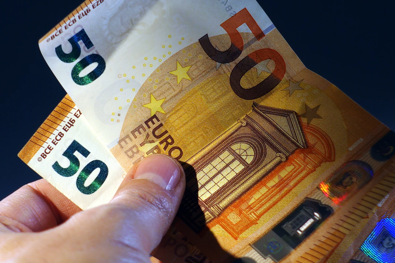 Od czego zależy kurs euro – pełny mechanizm, który decyduje o wartości wspólnej waluty